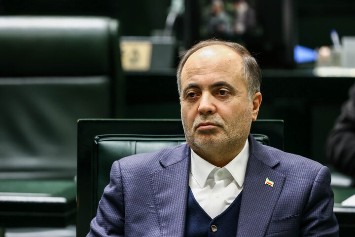 جلسه غیرعلنی نظارتی مجلس با حضور تیم اقتصادی دولت