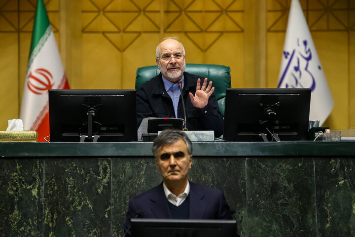 جلسه غیرعلنی نظارتی مجلس با حضور تیم اقتصادی دولت