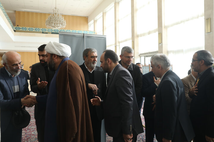 مراسم ختم مادر روح اله نجابت نماینده شیراز