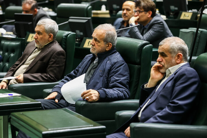 تقدیم لایحه بودجه سال ۱۴۰۵ کل کشور - ۲