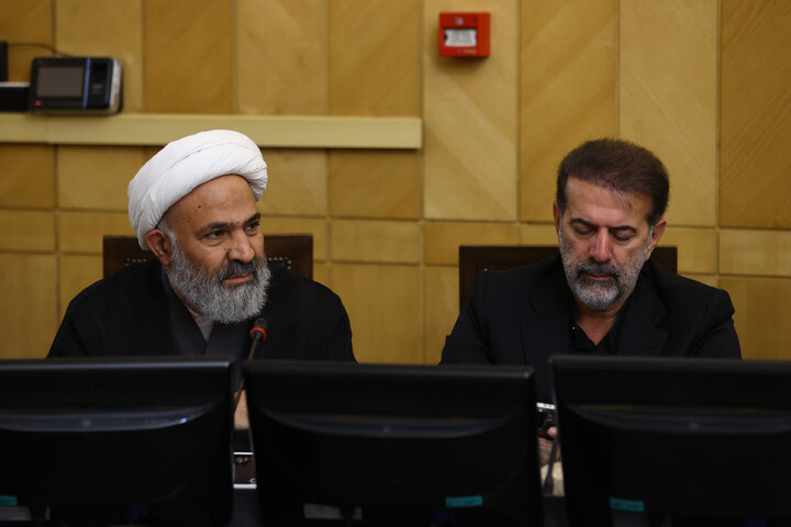 نشست چهارشنبه 3 دی ماه نمایندگان با وزیر امور اقتصادی