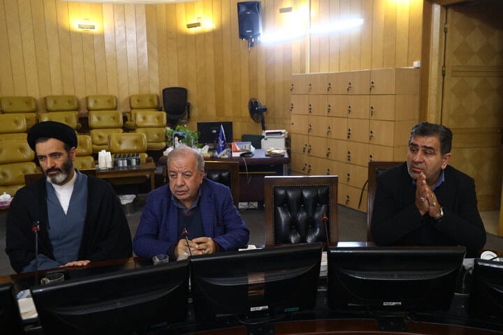 نشست چهارشنبه 3 دی ماه نمایندگان با وزیر امور اقتصادی