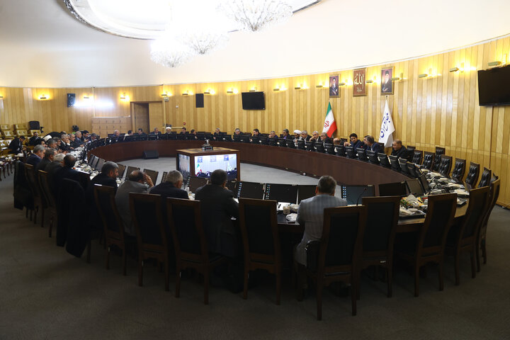 نشست چهارشنبه 3 دی ماه نمایندگان با وزیر امور اقتصادی