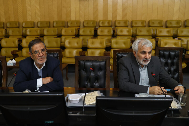 نشست چهارشنبه 3 دی ماه نمایندگان با وزیر امور اقتصادی