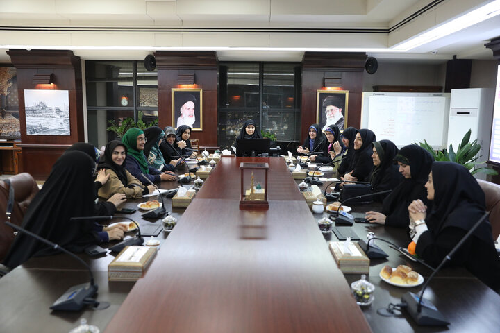 نشست اعضای فراکسیون زنان با وزیر راه و شهرسازی