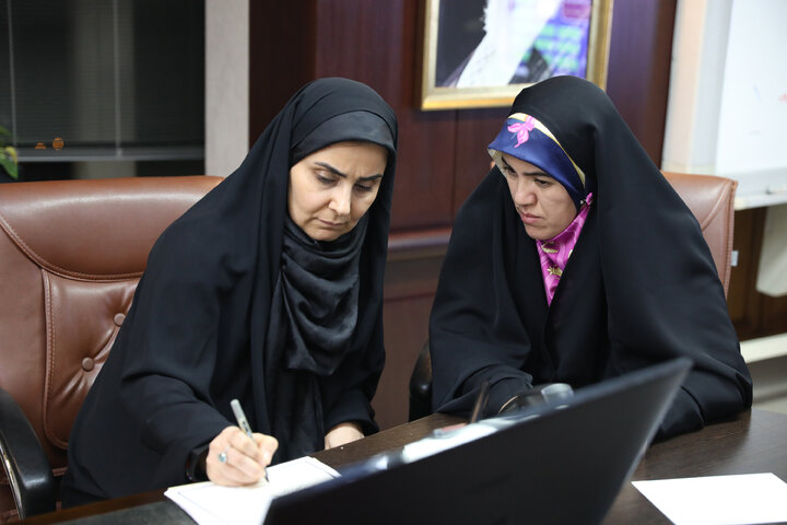 نشست اعضای فراکسیون زنان با وزیر راه و شهرسازی