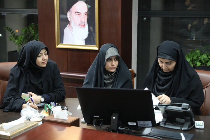 نشست اعضای فراکسیون زنان با وزیر راه و شهرسازی