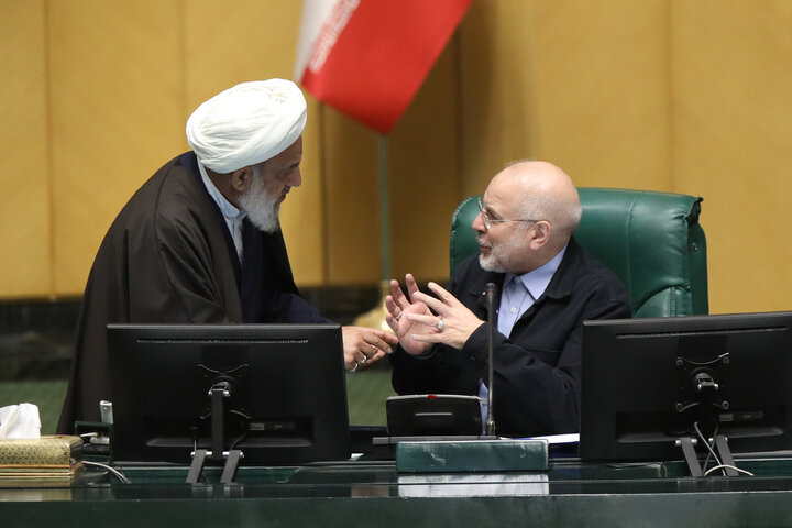 نشست علنی ۳ دی‌ ماه مجلس شورای اسلامی