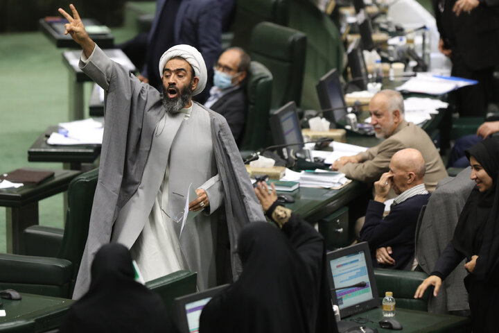 نشست علنی ۳ دی‌ ماه مجلس شورای اسلامی