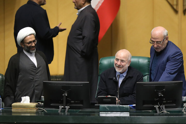 نشست علنی ۳ دی‌ ماه مجلس شورای اسلامی