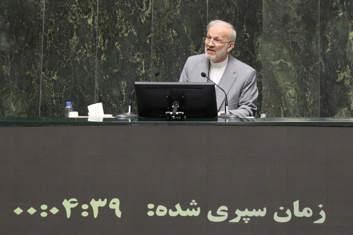 ناطقان میان دستور جلسه علنی ۳ دی ماه مجلس شورای اسلامی