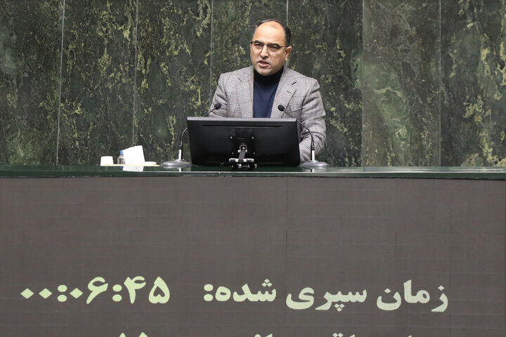 ناطقان میان دستور جلسه علنی ۳ دی ماه مجلس شورای اسلامی