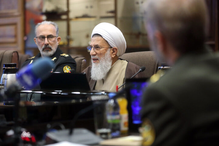 دیدار اعضای فراکسیون زنان مجلس با فرمانده ارتش