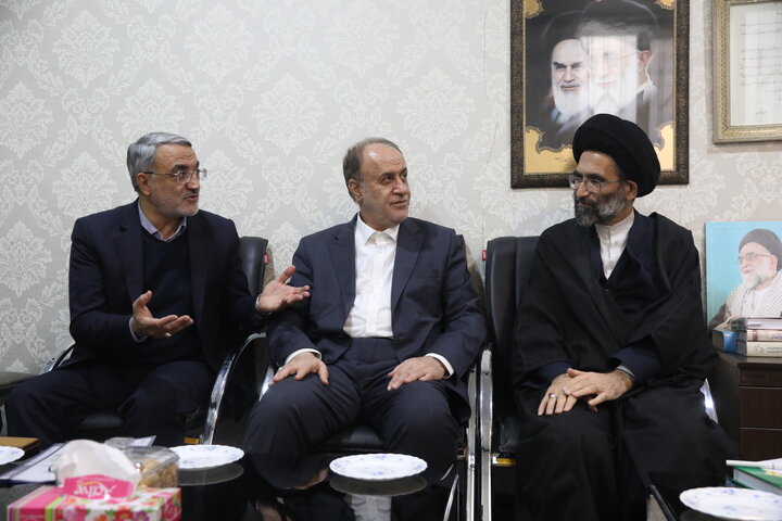 دیدار حاجی بابایی با امام جمعه کاشان و مسئولان کاشان