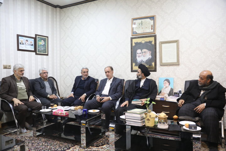 دیدار حاجی بابایی با امام جمعه کاشان و مسئولان کاشان