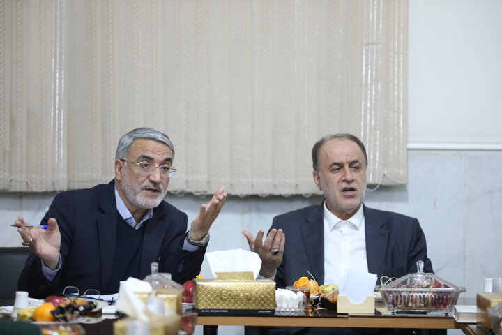 دیدار حاجی بابایی با فرماندار و مسئولان شهرستان آران و بیدگل