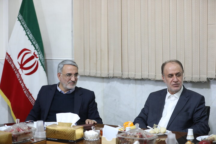 دیدار حاجی بابایی با فرماندار و مسئولان شهرستان آران و بیدگل