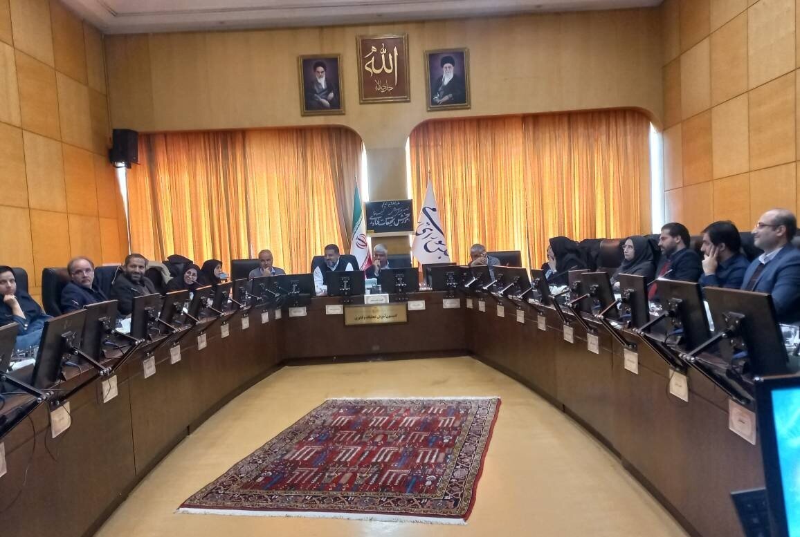 تخصیص منابع قانون جهش به حوزه دانش‌بنیان هنوز انجام نشده است/ ضرورت فرهنگ‌سازی قانون جهش تولید دانش‌بنیان در رسانه ملی