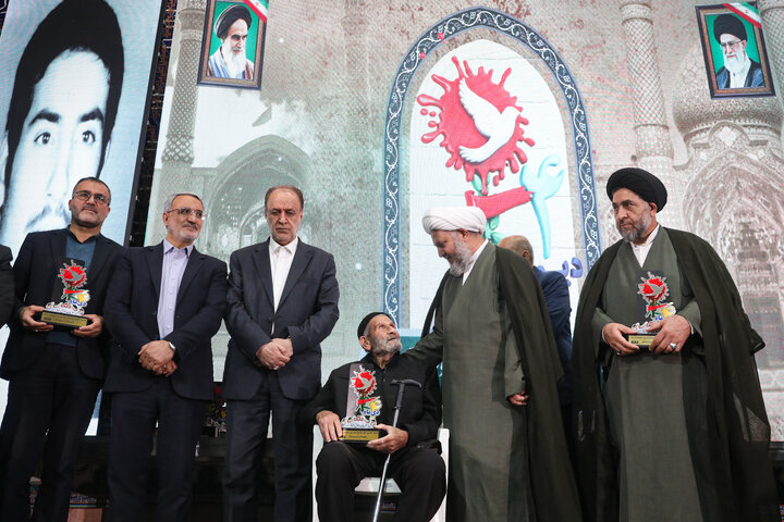 سخنرانی حاجی‌بابایی در مراسم بزرگداشت «چهارم دی»، سالروز حماسه و ایثار مردم آران و بیدگل