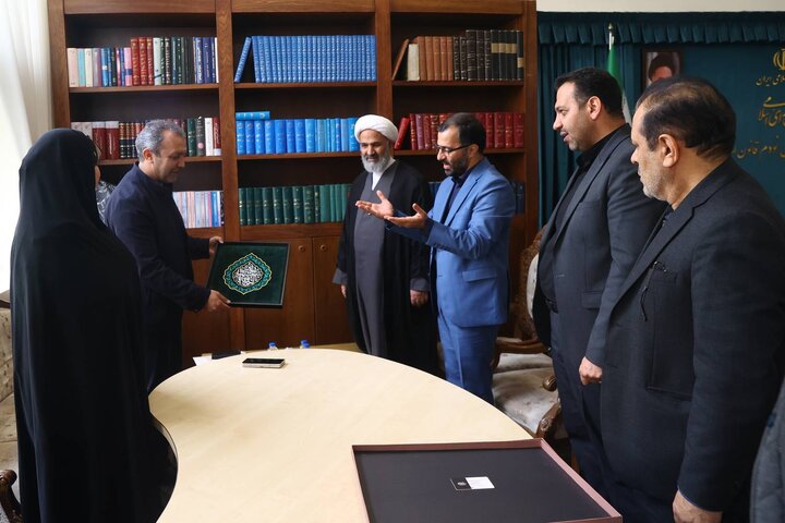 گرامیداشت سالگرد شهادت ابوی نماینده فیروزآباد، قیر و کازرون و فراشبند در مجلس