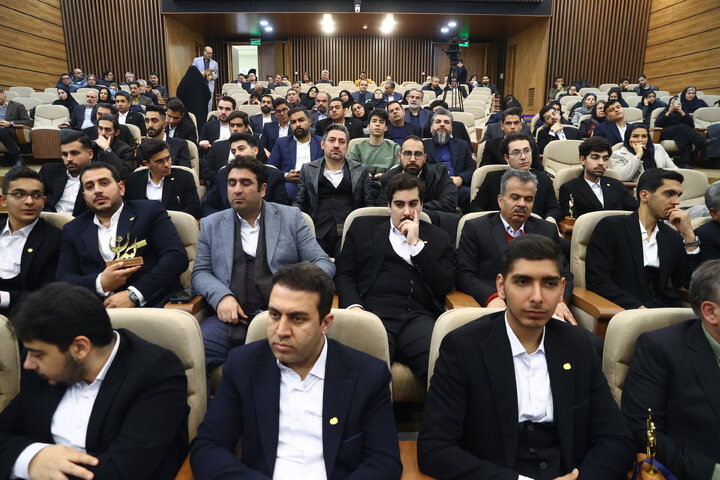 همایش تجلیل از برگزیدگان استان تهران بیست و دومین المپیاد ملی مهارت