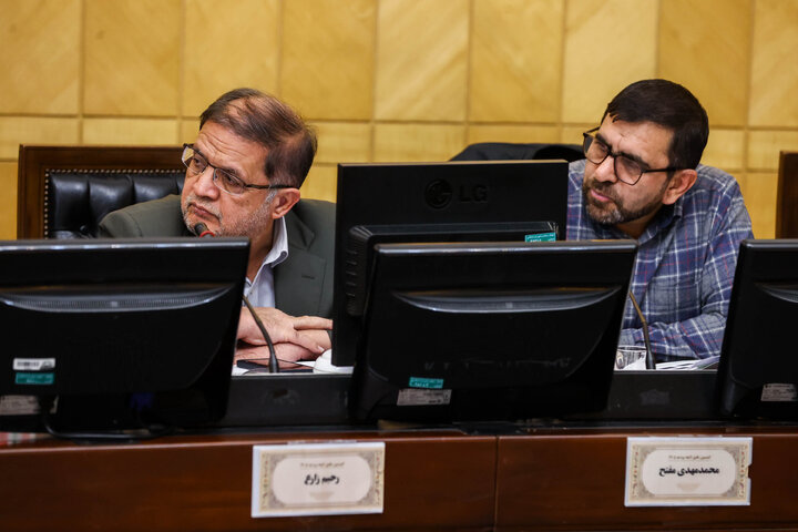 نشست جمعی از اعضای کمیسیون تلفیق لایحه بودجه سال ۱۴۰۵ با دکتر قالیباف رئیس مجلس