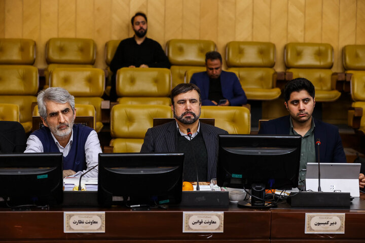 نشست جمعی از اعضای کمیسیون تلفیق لایحه بودجه سال ۱۴۰۵ با دکتر قالیباف رئیس مجلس