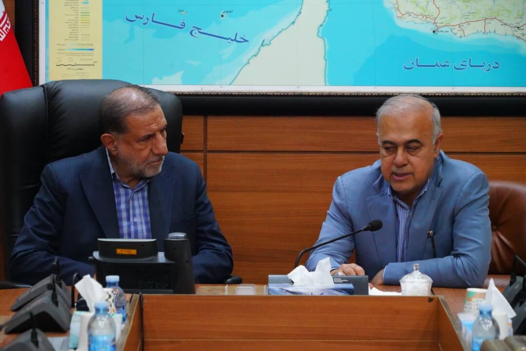 پیگیری مصوبات سفر کمیسیون امنیت ملی به هرمزگان در دیدار نمایندگان مجلس با مسئولان استانی