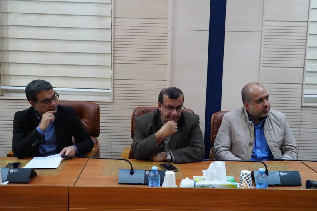 پیگیری مصوبات سفر کمیسیون امنیت ملی به هرمزگان در دیدار نمایندگان مجلس با مسئولان استانی
