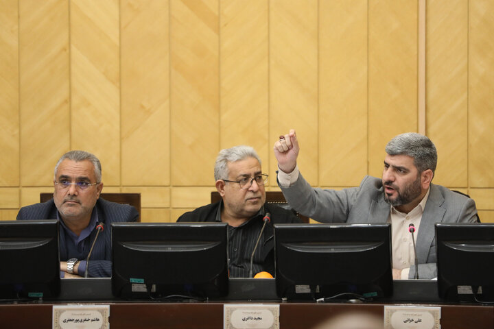 نشست نوبت صبح 5 دی کمیسیون تلفیق لایحه بودجه سال ۱۴۰۵