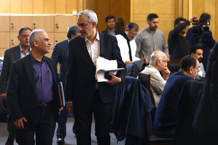 نشست نوبت شنبه شب  ۶ دی ماه ۱۴۰۴ کمیسیون تلفقیق لایحه بودجه ۱۴۰۵ کل کشور