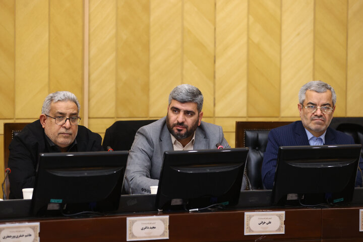 نشست نوبت شنبه شب  ۶ دی ماه ۱۴۰۴ کمیسیون تلفقیق لایحه بودجه ۱۴۰۵ کل کشور