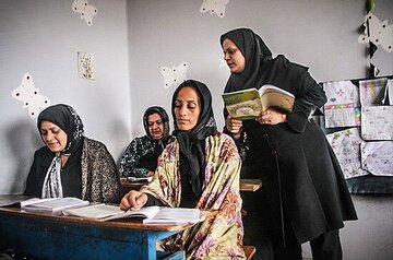 اعتبارات موجود برای حمایت پایدار آموزشیاران کافی نیست