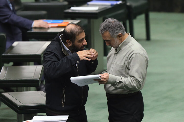 نشست علنی یکشنبه 7 دی ماه مجلس شورای اسلامی