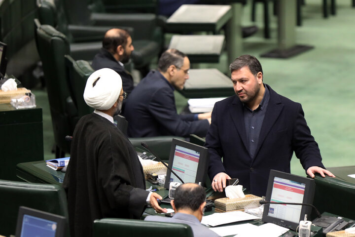 نشست علنی یکشنبه 7 دی ماه مجلس شورای اسلامی