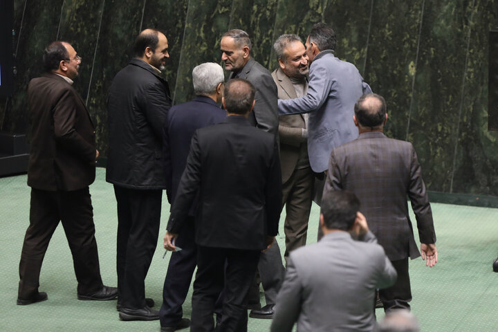 ناطقان میان دستور نشست علنی 7 دی ماه مجلس شورای اسلامی