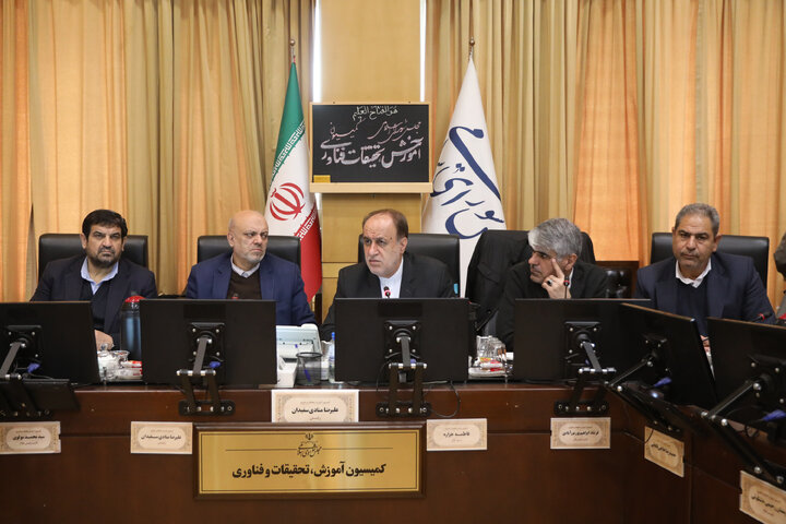 نشست 7 دی کمیسیون آموزش