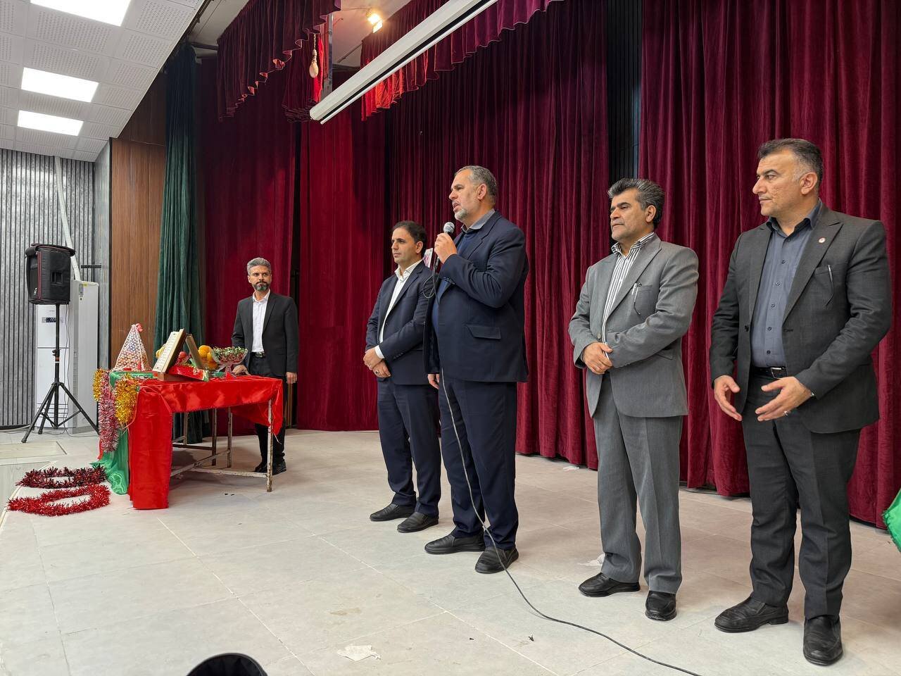 توسعه اینترنت مدارس روستایی خوزستان در دستور کار قرار گرفت/ پروژههای عمرانی و آموزشی در روستاهای غیزانیه عملیاتی شد