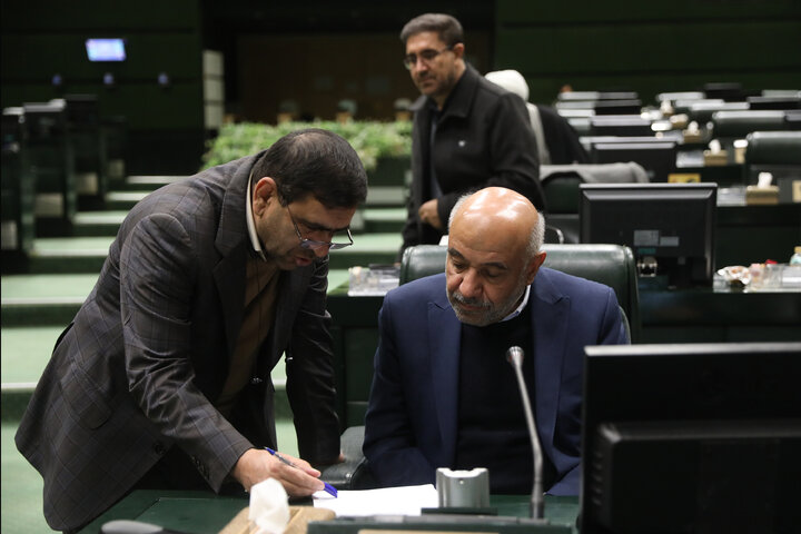 نشست نوبت صبح دوشنبه 8 دی ماه کمیسیون تلفیق لایحه بودجه 1405 کل کشور