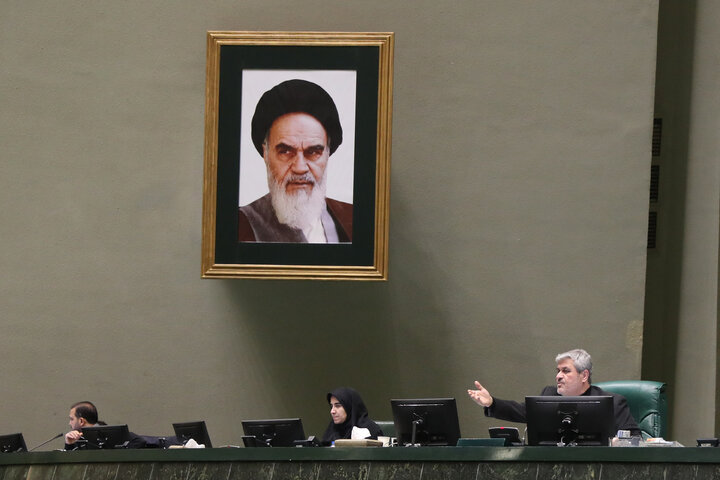 نشست نوبت صبح دوشنبه 8 دی ماه کمیسیون تلفیق لایحه بودجه 1405 کل کشور