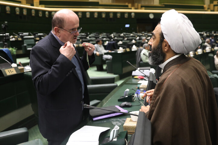 نشست نوبت صبح دوشنبه 8 دی ماه کمیسیون تلفیق لایحه بودجه 1405 کل کشور