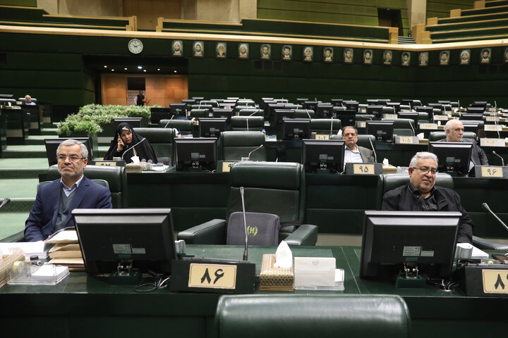 نشست نوبت صبح دوشنبه 8 دی ماه کمیسیون تلفیق لایحه بودجه 1405 کل کشور