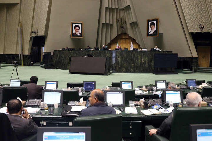 نشست نوبت صبح دوشنبه 8 دی ماه کمیسیون تلفیق لایحه بودجه 1405 کل کشور