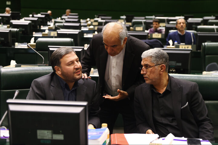 نشست نوبت عصر دوشنبه 8 دی ماه کمیسیون تلفیق لایحه بودجه 1405 کل کشور