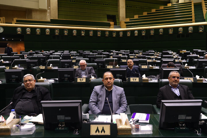 نشست نوبت عصر دوشنبه 8 دی ماه کمیسیون تلفیق لایحه بودجه 1405 کل کشور