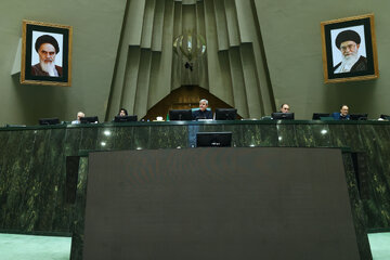 نشست نوبت عصر۹ دی کمیسیون تلفیق لایحه بودجه ۱۴۰۵ کل کشور