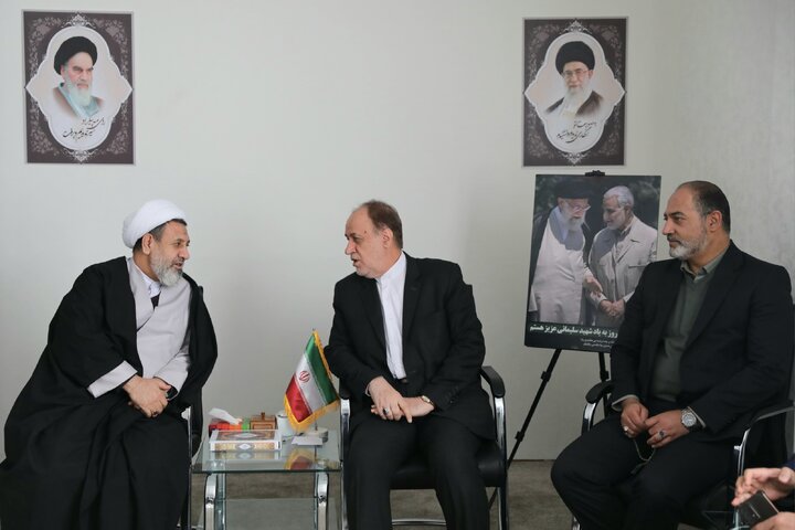 دیدار حاجی بابایی با نماینده ولی فقیه استان کرمان