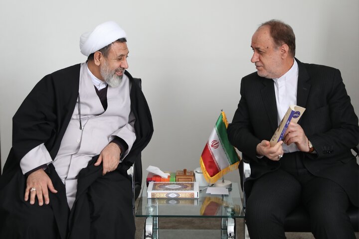 دیدار حاجی بابایی با نماینده ولی فقیه استان کرمان