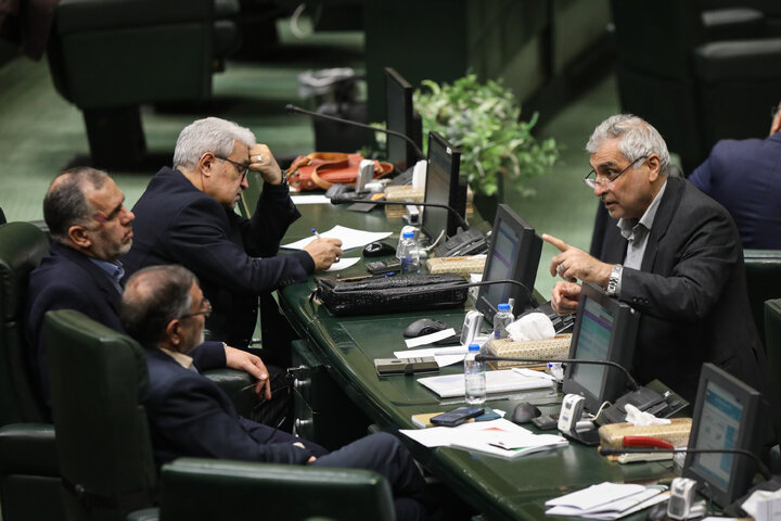 نشست علنی 9 دی ماه مجلس شورای اسلامی