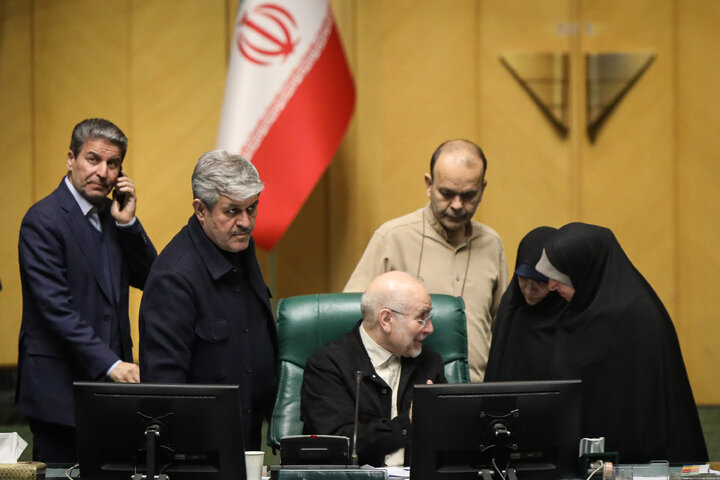 نشست علنی 9 دی ماه مجلس شورای اسلامی